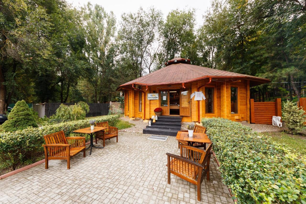 Sky Land Camping & Resort Cricova 外观 照片