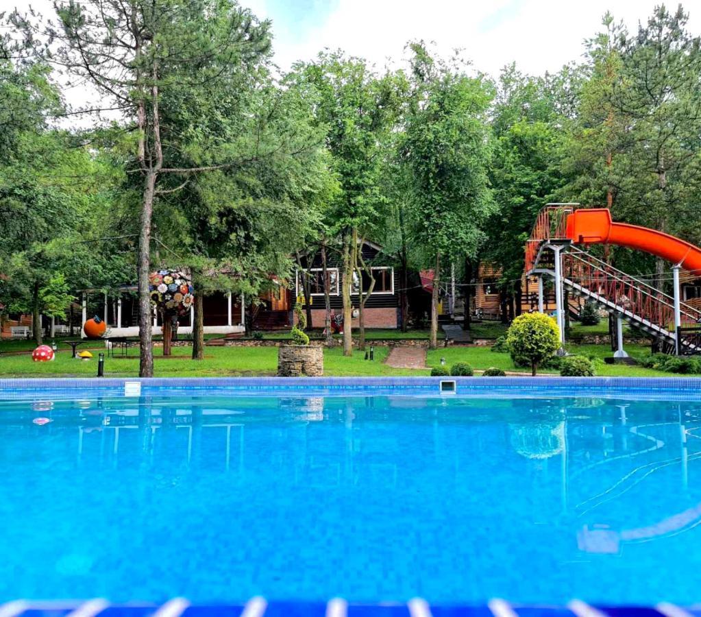 Sky Land Camping & Resort Cricova 外观 照片