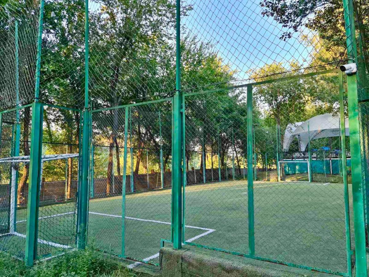 Sky Land Camping & Resort Cricova 外观 照片