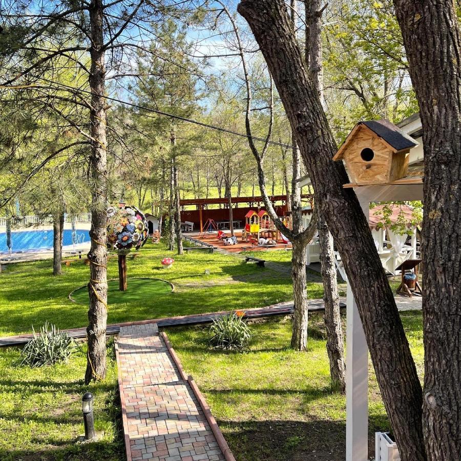 Sky Land Camping & Resort Cricova 外观 照片